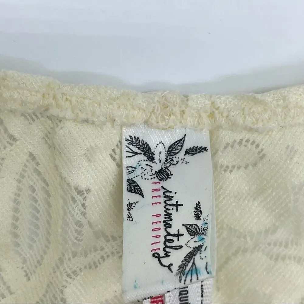 Free‎ People Ivory Colored Bralette